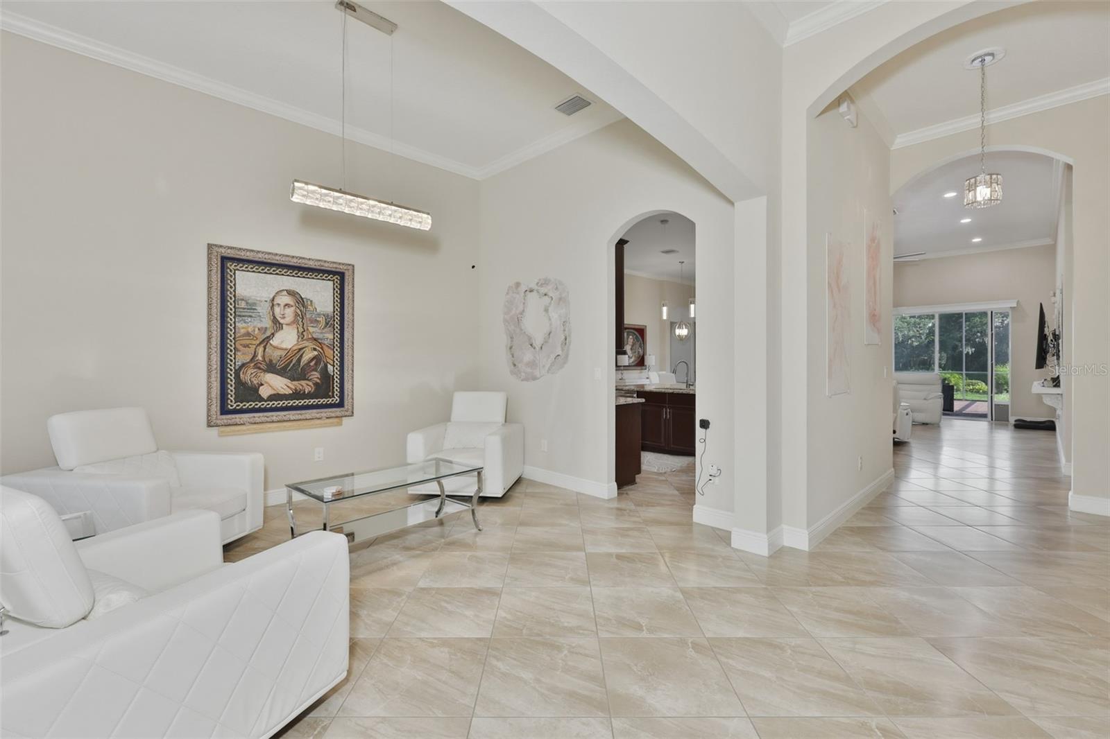 SEVEN OAKS - Residential