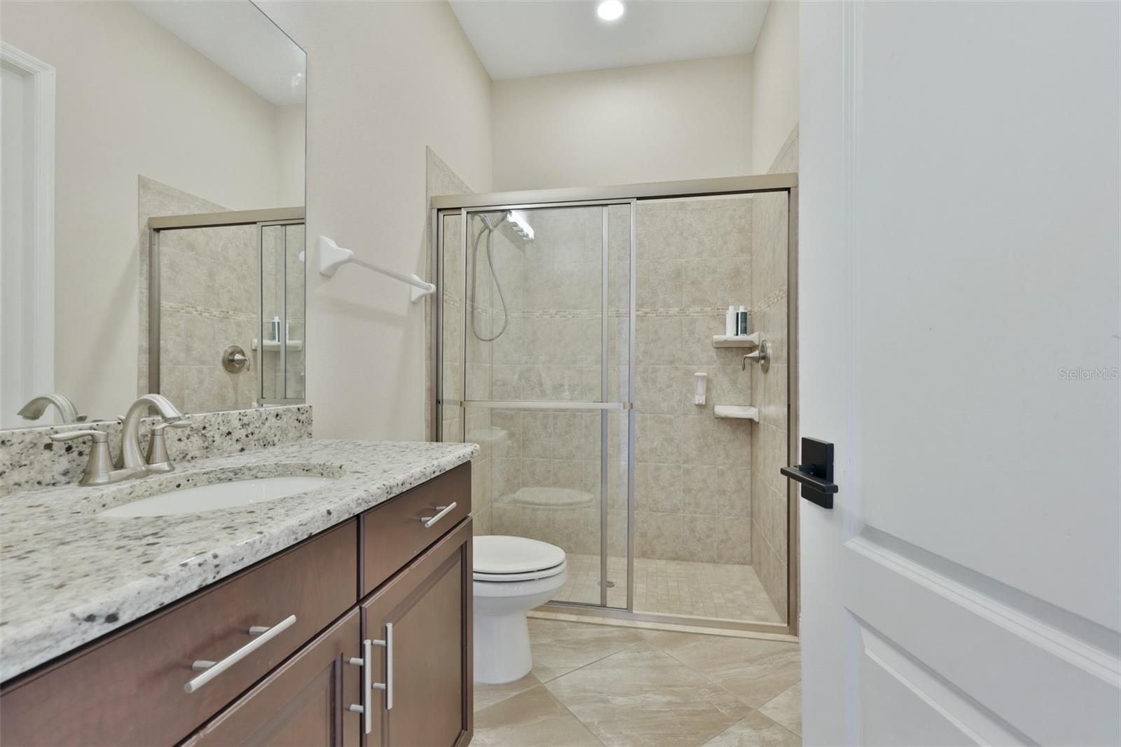 SEVEN OAKS - Residential