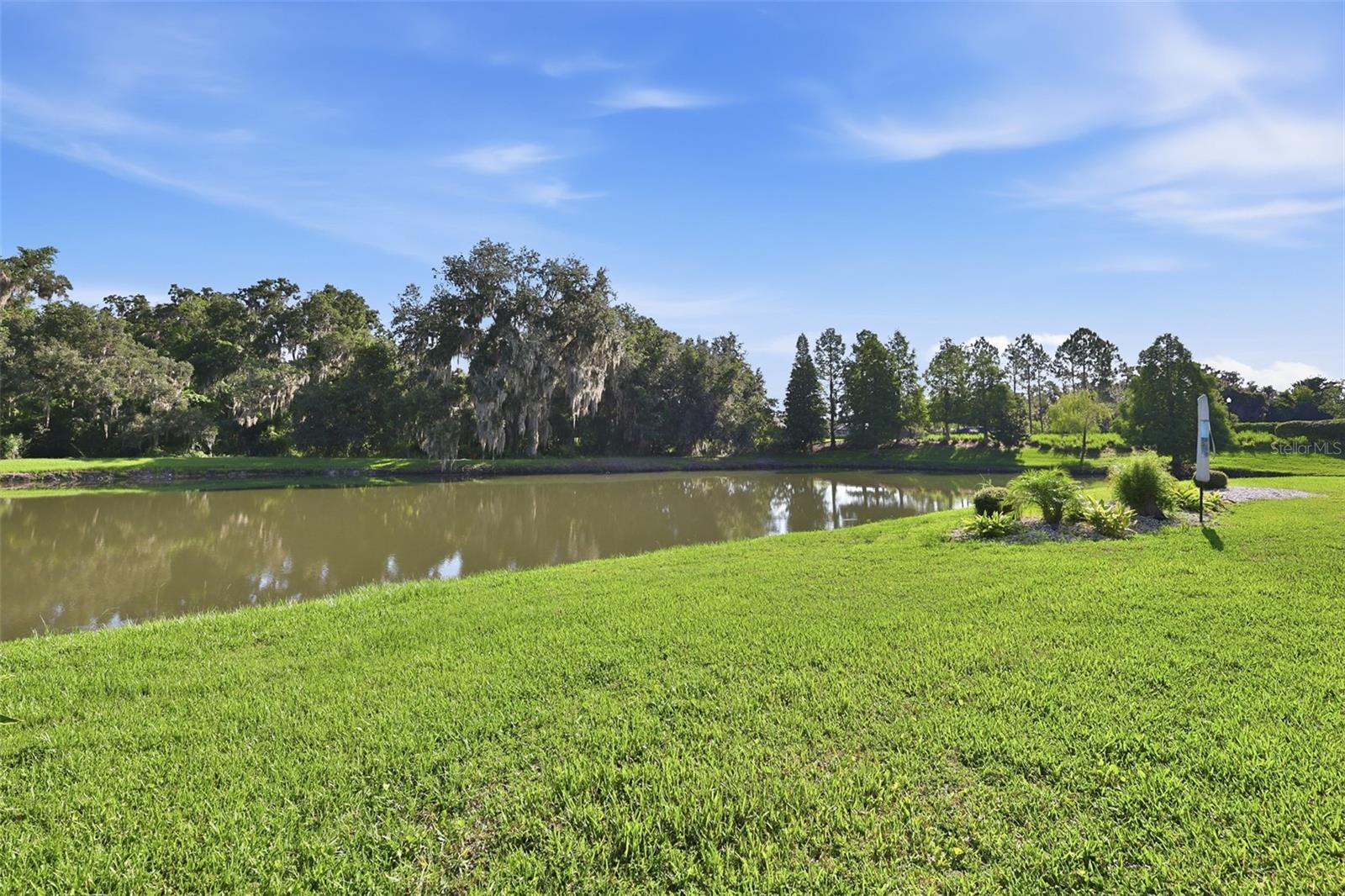 SEVEN OAKS - Residential