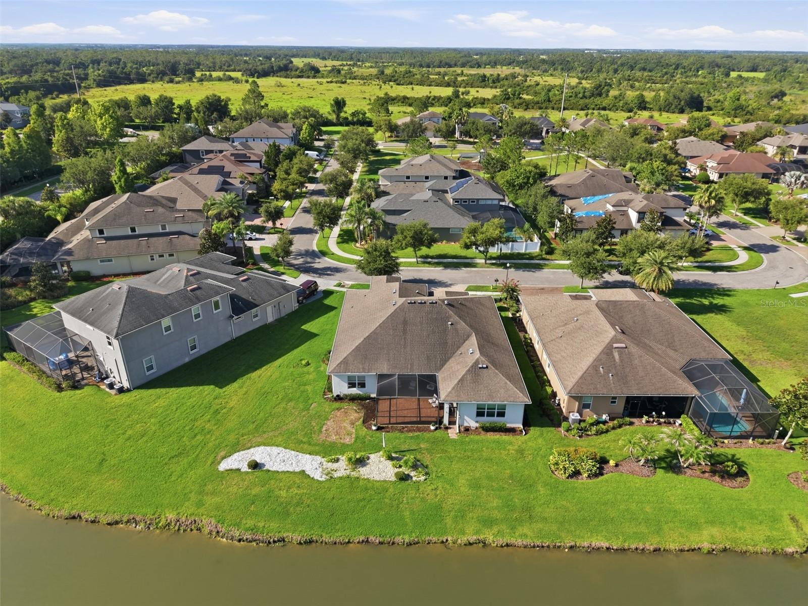 SEVEN OAKS - Residential