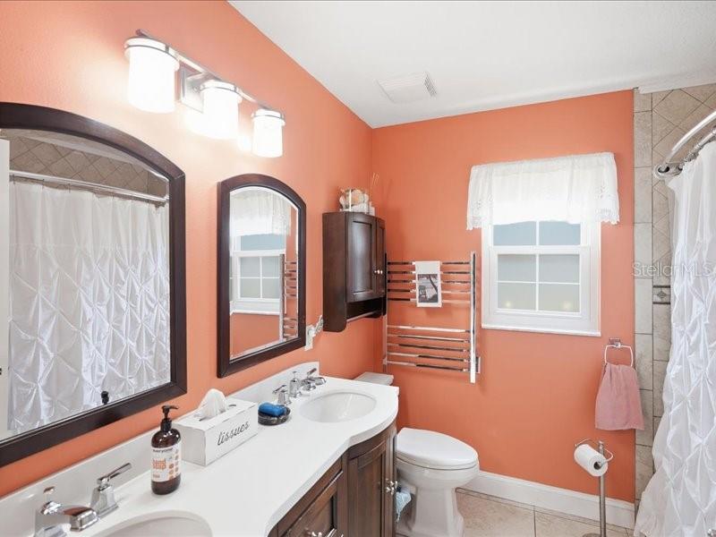 DENNIS - Residential