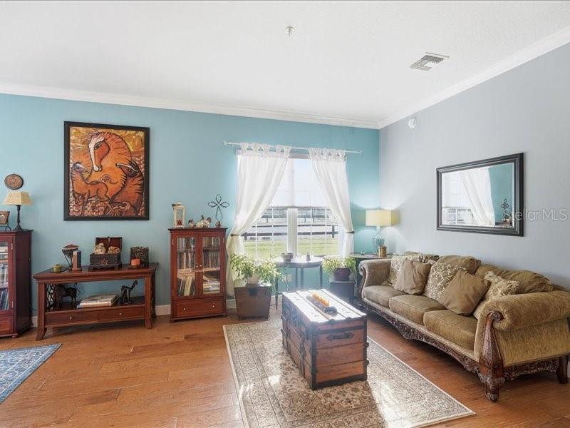 DENNIS - Residential