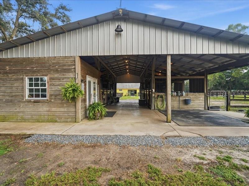 DENNIS - Residential