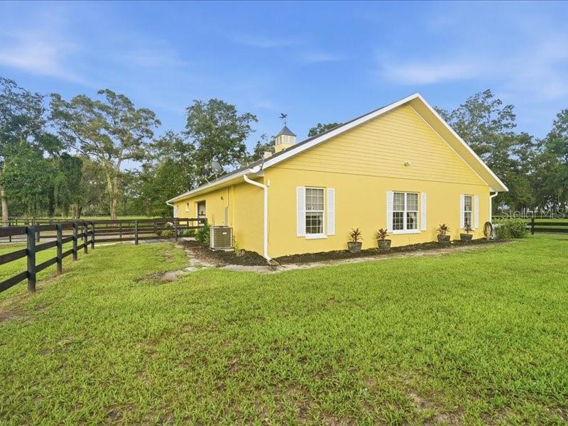 DENNIS - Residential