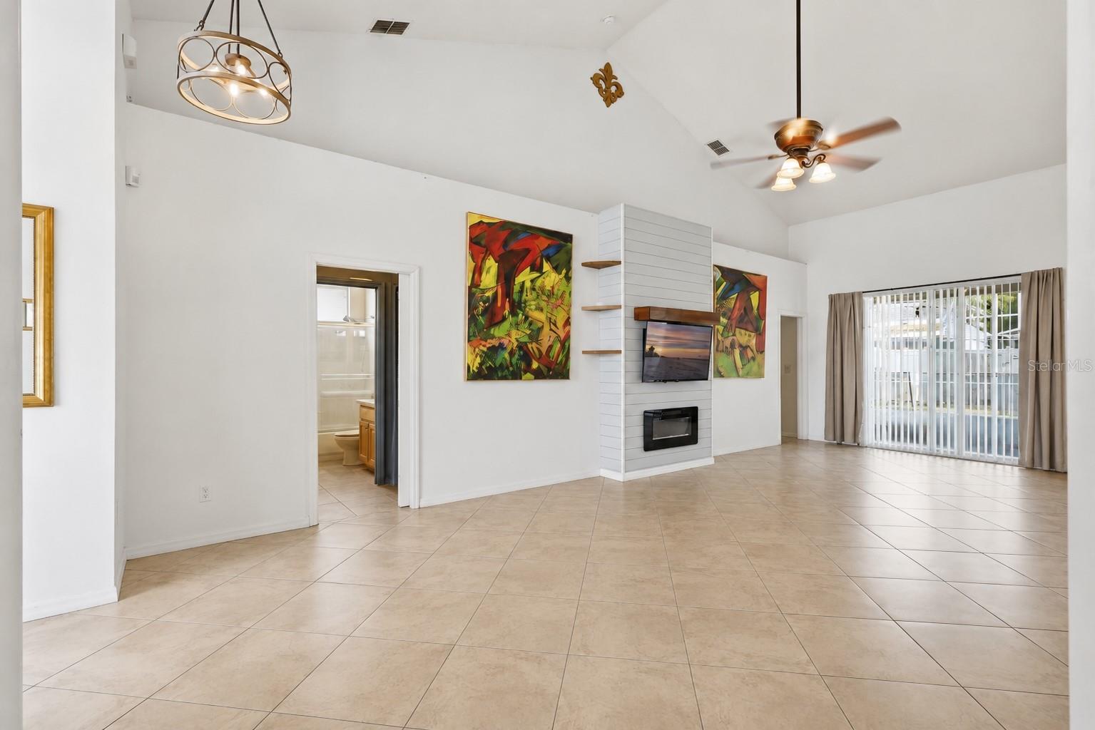 BRIDGEWATER CROSSING PH 01 - Residential