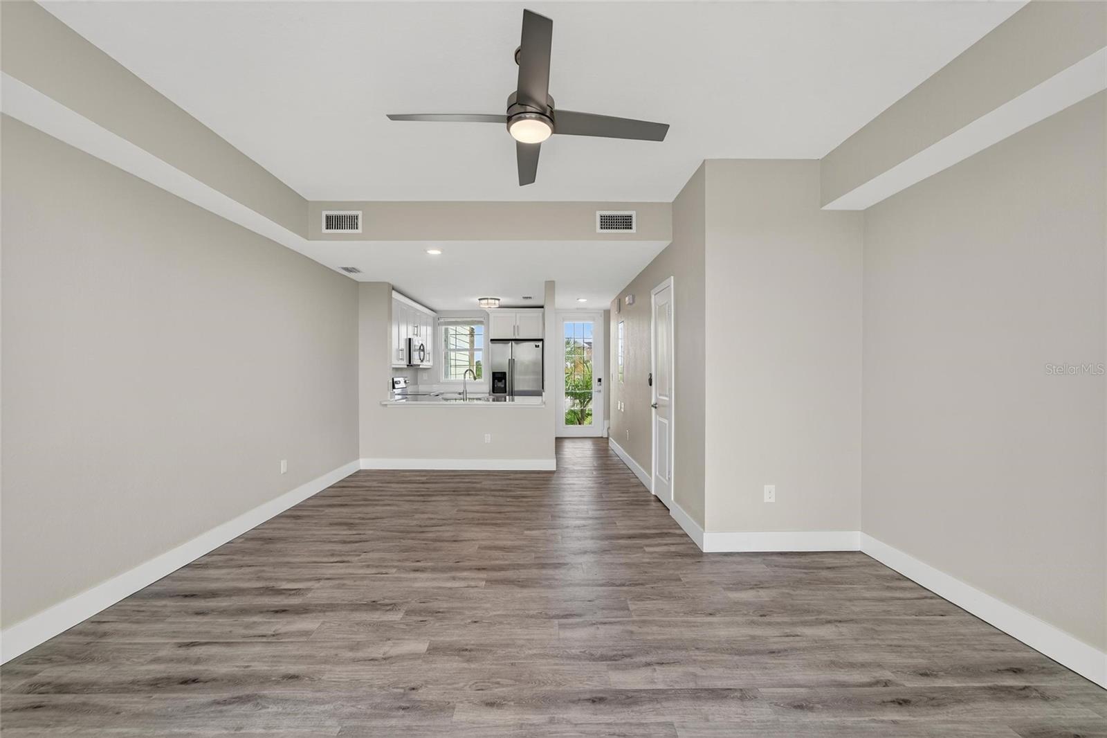 BAHIA BEACH TWNHMS PH 2 - Residential Lease