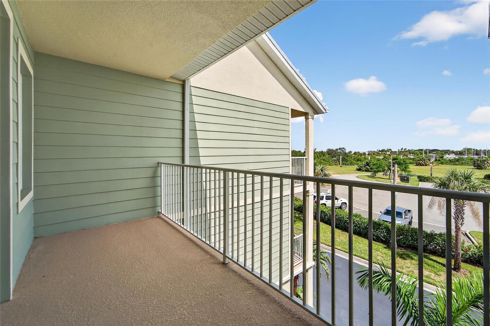 BAHIA BEACH TWNHMS PH 2 - Residential Lease