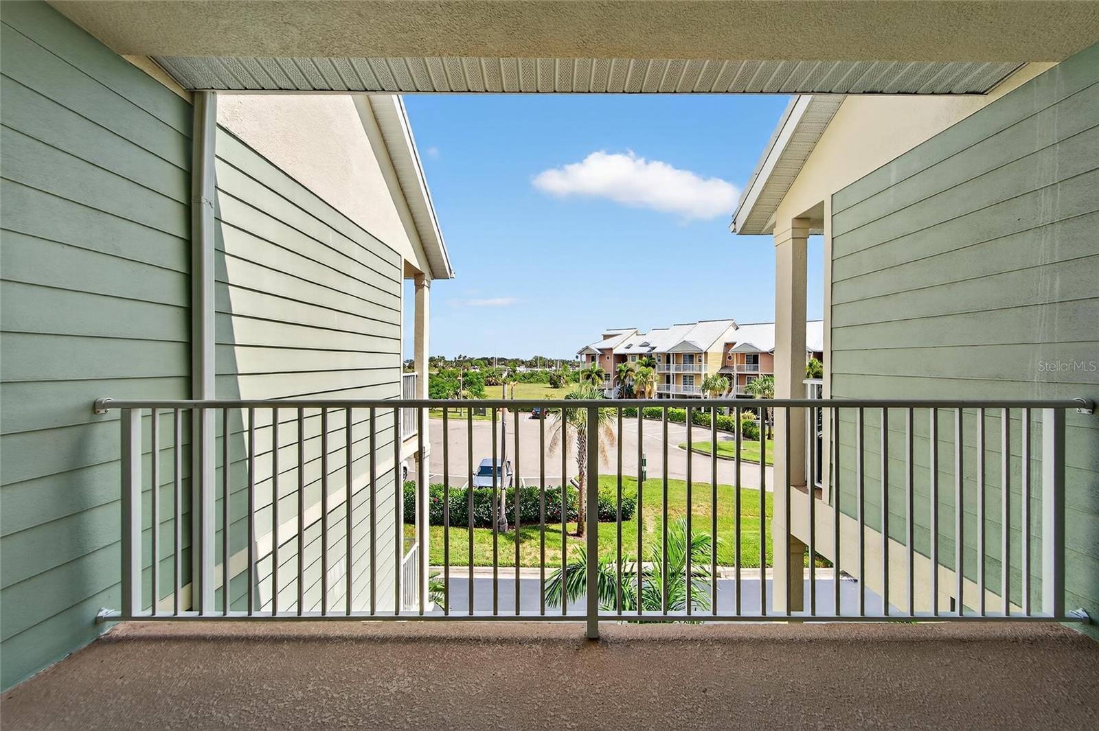 BAHIA BEACH TWNHMS PH 2 - Residential Lease