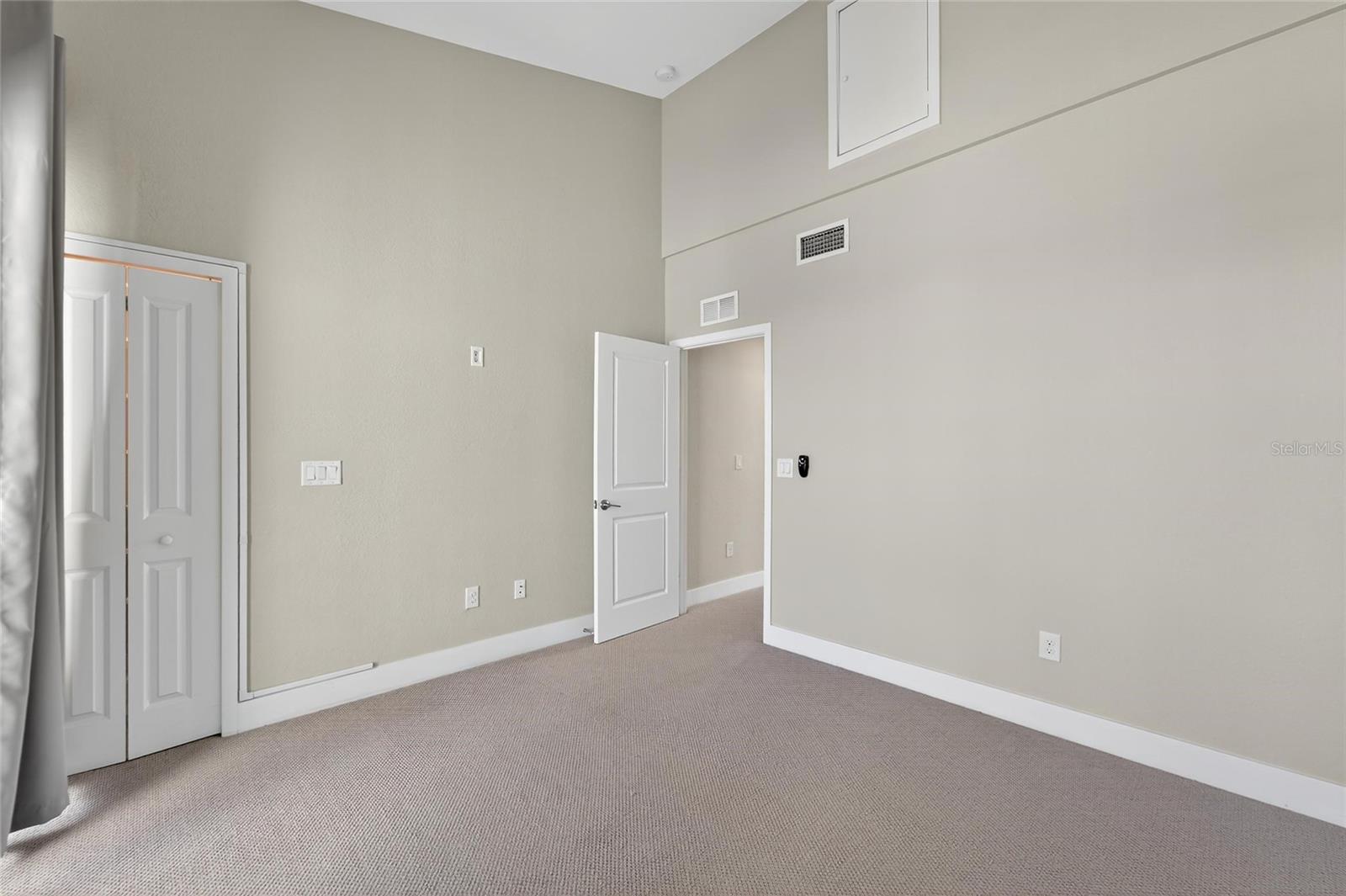 BAHIA BEACH TWNHMS PH 2 - Residential Lease