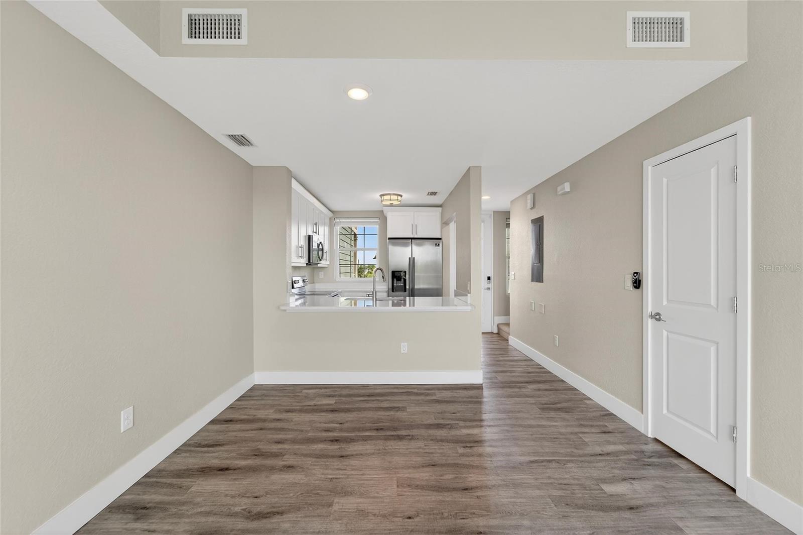 BAHIA BEACH TWNHMS PH 2 - Residential Lease
