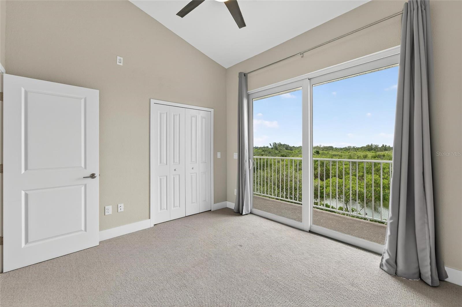 BAHIA BEACH TWNHMS PH 2 - Residential Lease