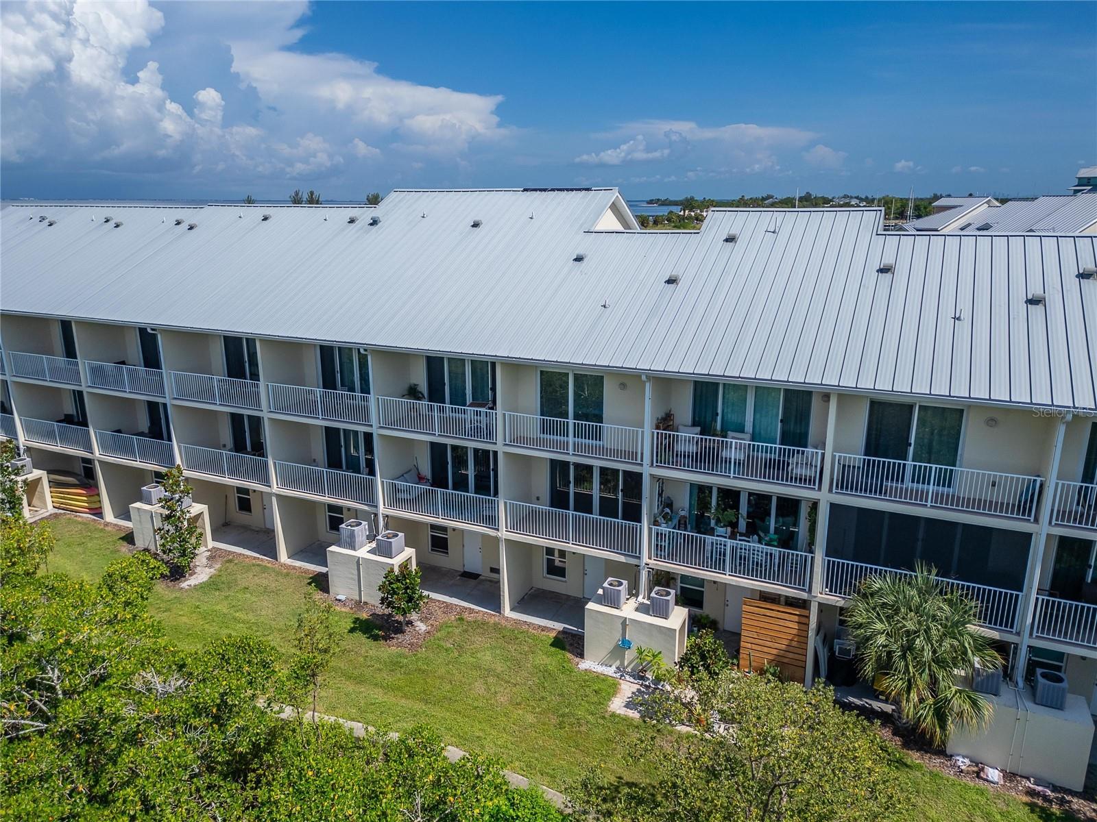 BAHIA BEACH TWNHMS PH 2 - Residential Lease