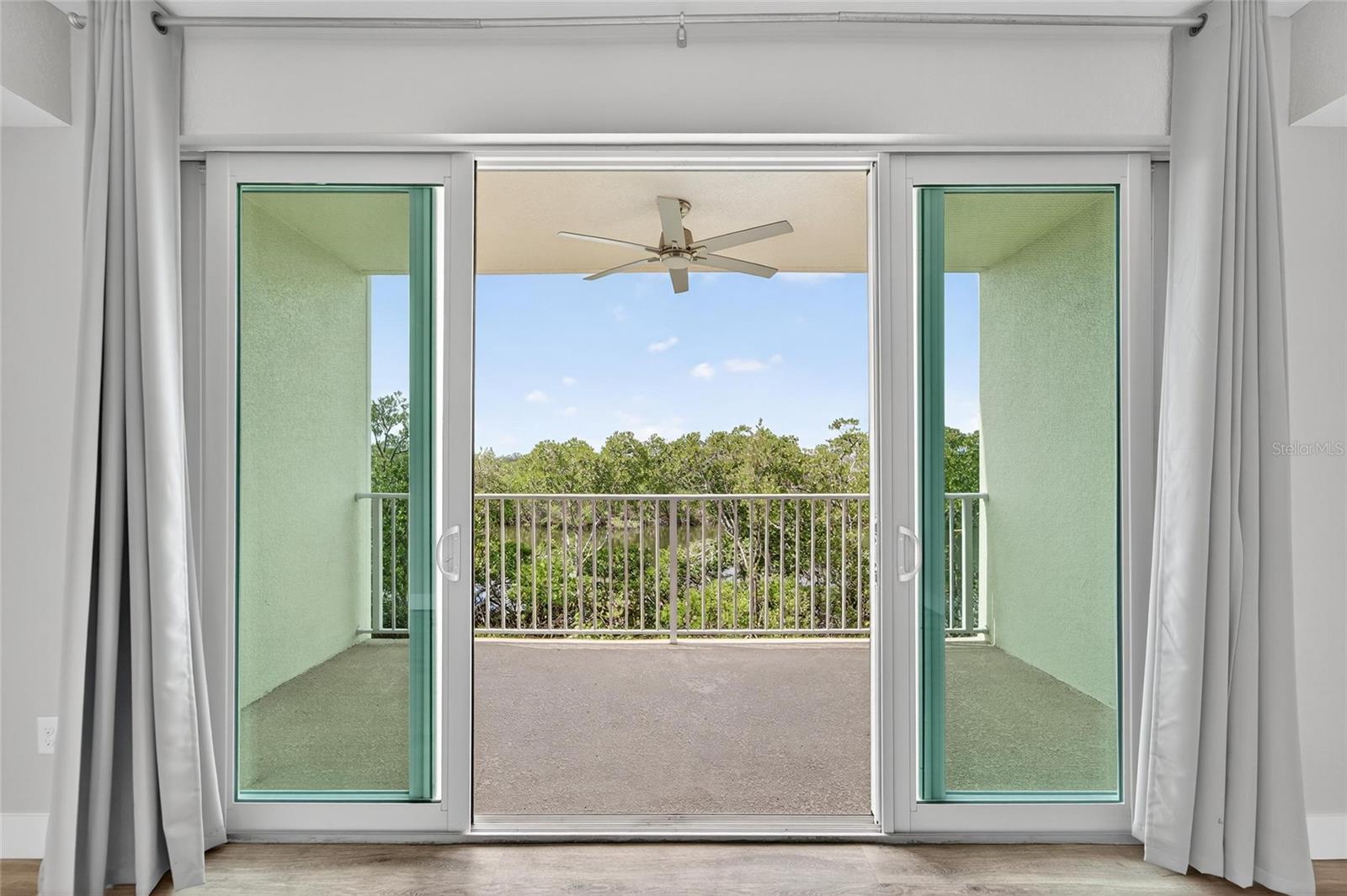 BAHIA BEACH TWNHMS PH 2 - Residential Lease