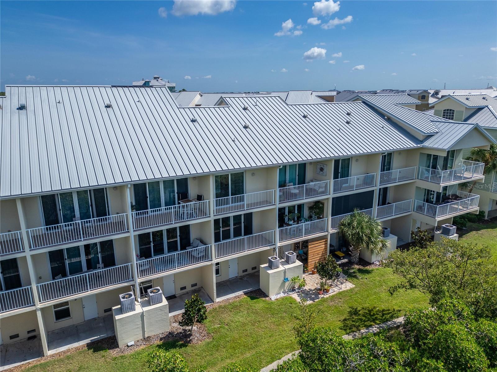 BAHIA BEACH TWNHMS PH 2 - Residential Lease