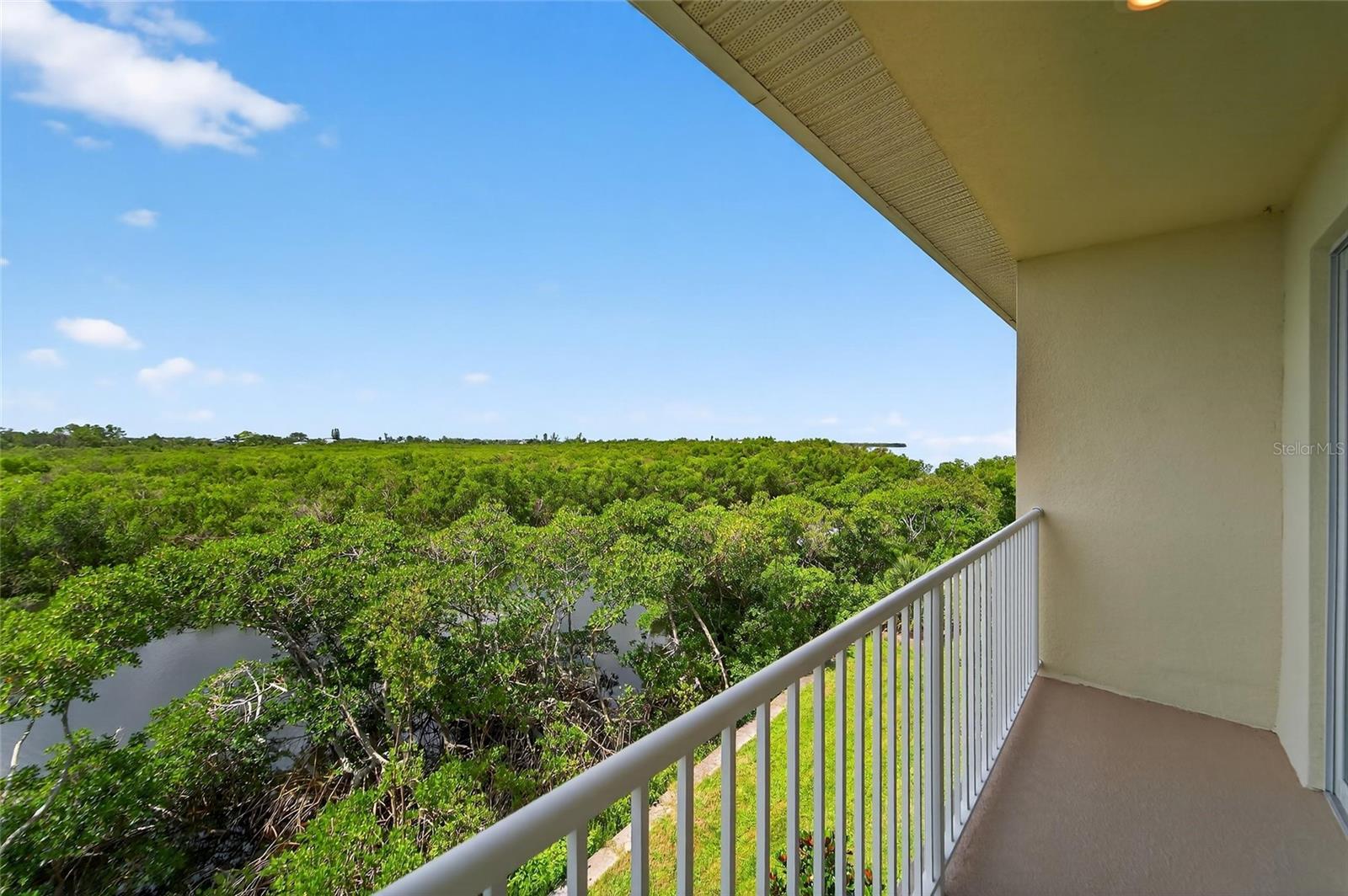BAHIA BEACH TWNHMS PH 2 - Residential Lease