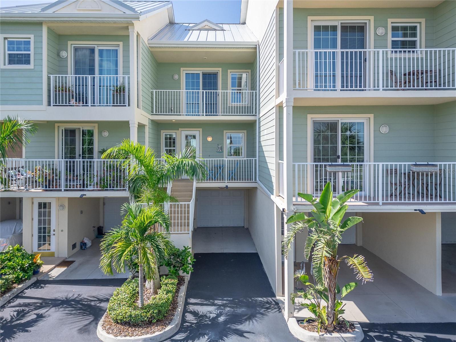 BAHIA BEACH TWNHMS PH 2 - Residential Lease