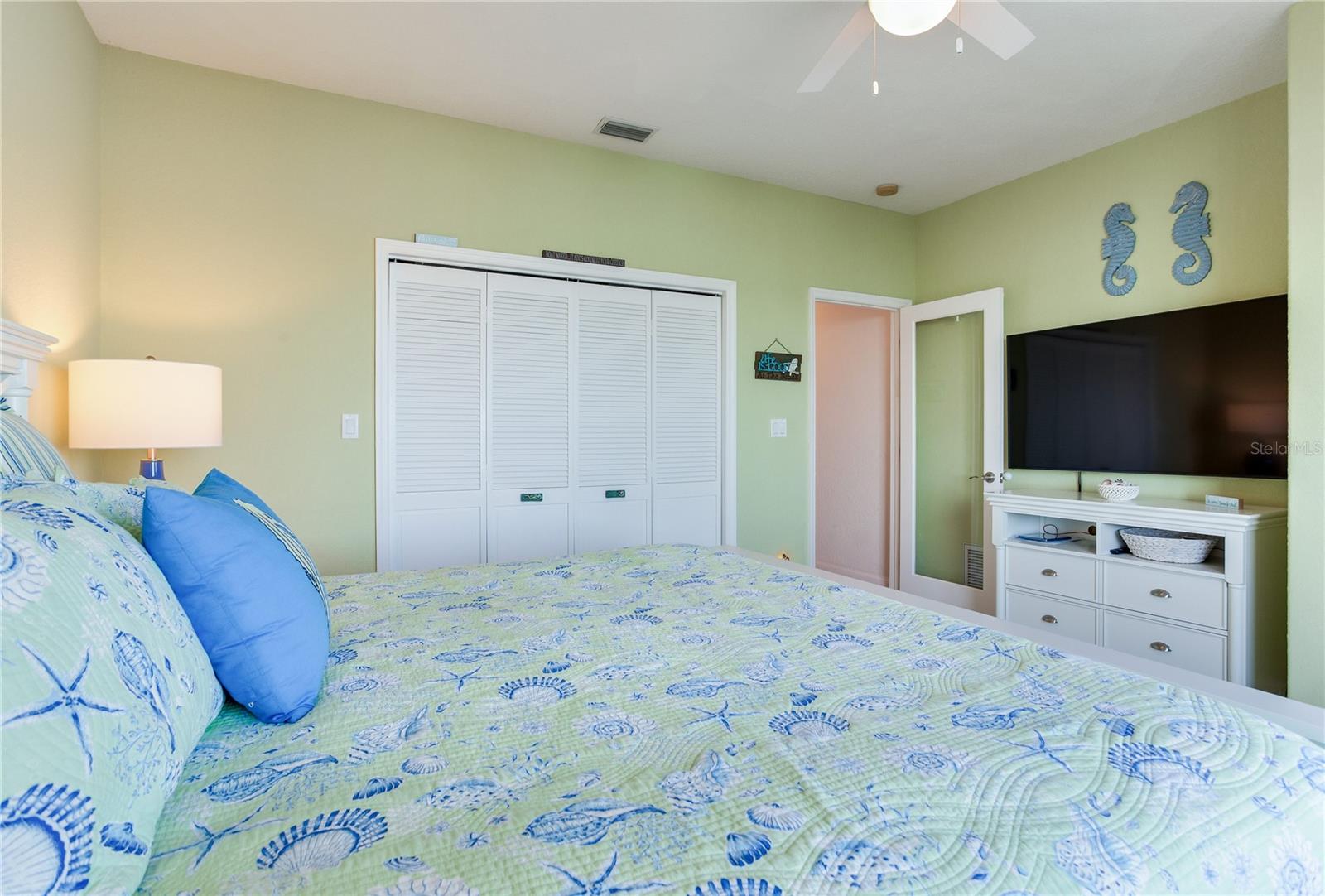 REDINGTON BEACH HOMES 5TH ADD - Residential