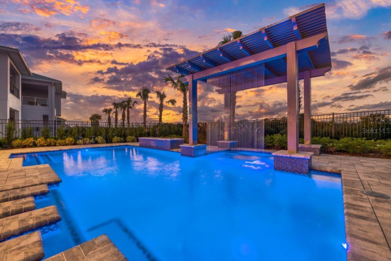 REUNION WEST FAIRWAYS 17 18 - Residential