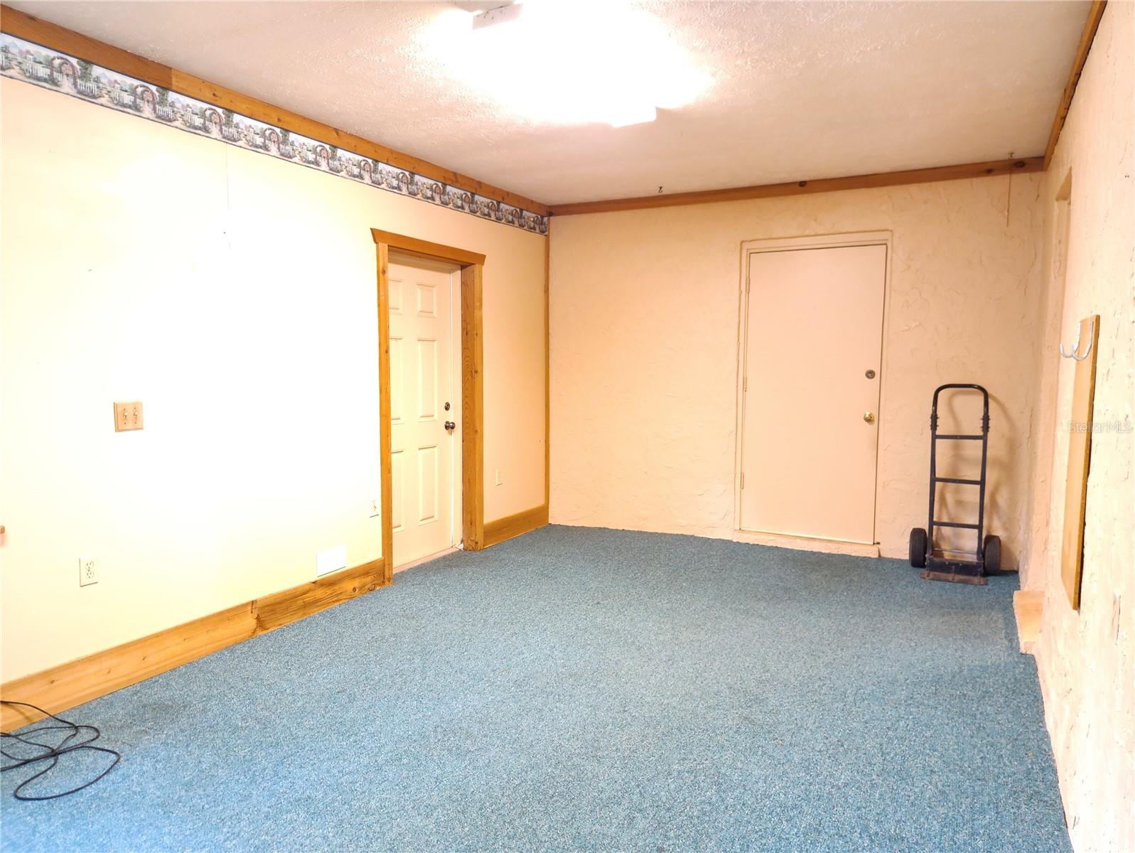 UNPLATTED - Residential