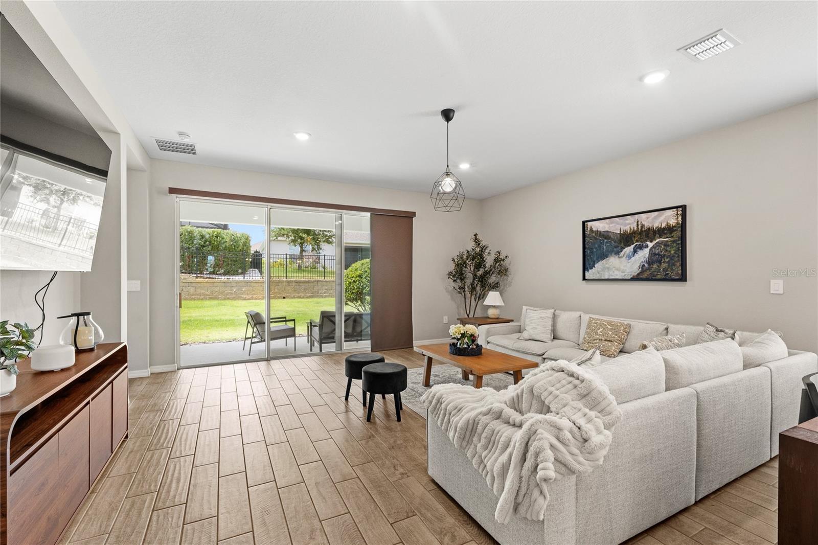 HIGHLAND RANCH/CANYONS PH 6 - Residential