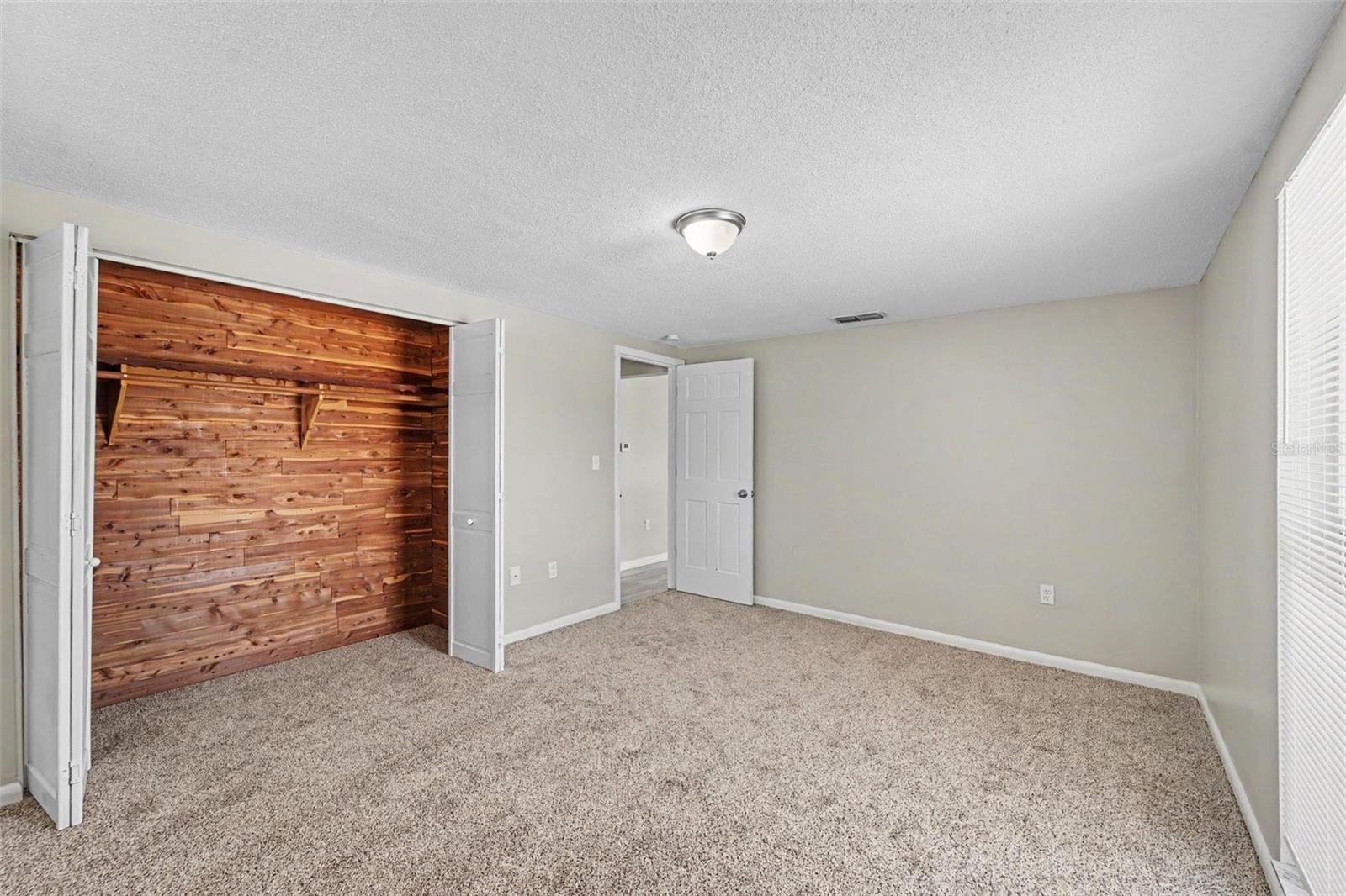 EMBASSY HILLS - Residential