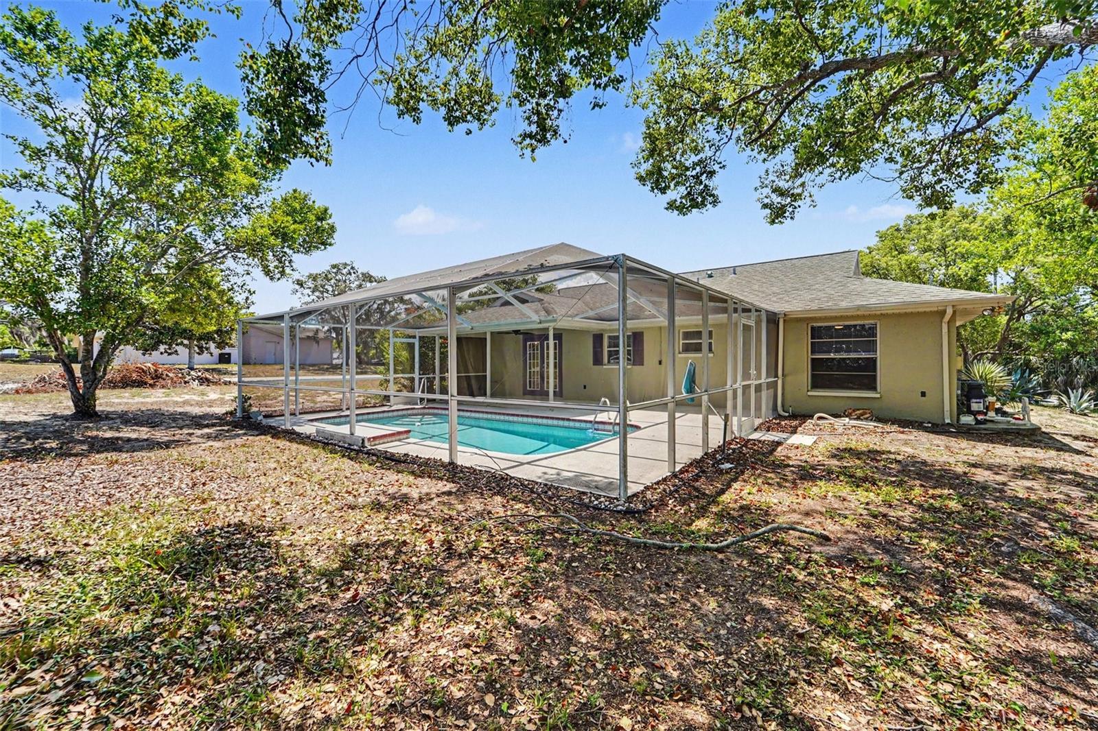 EMBASSY HILLS - Residential