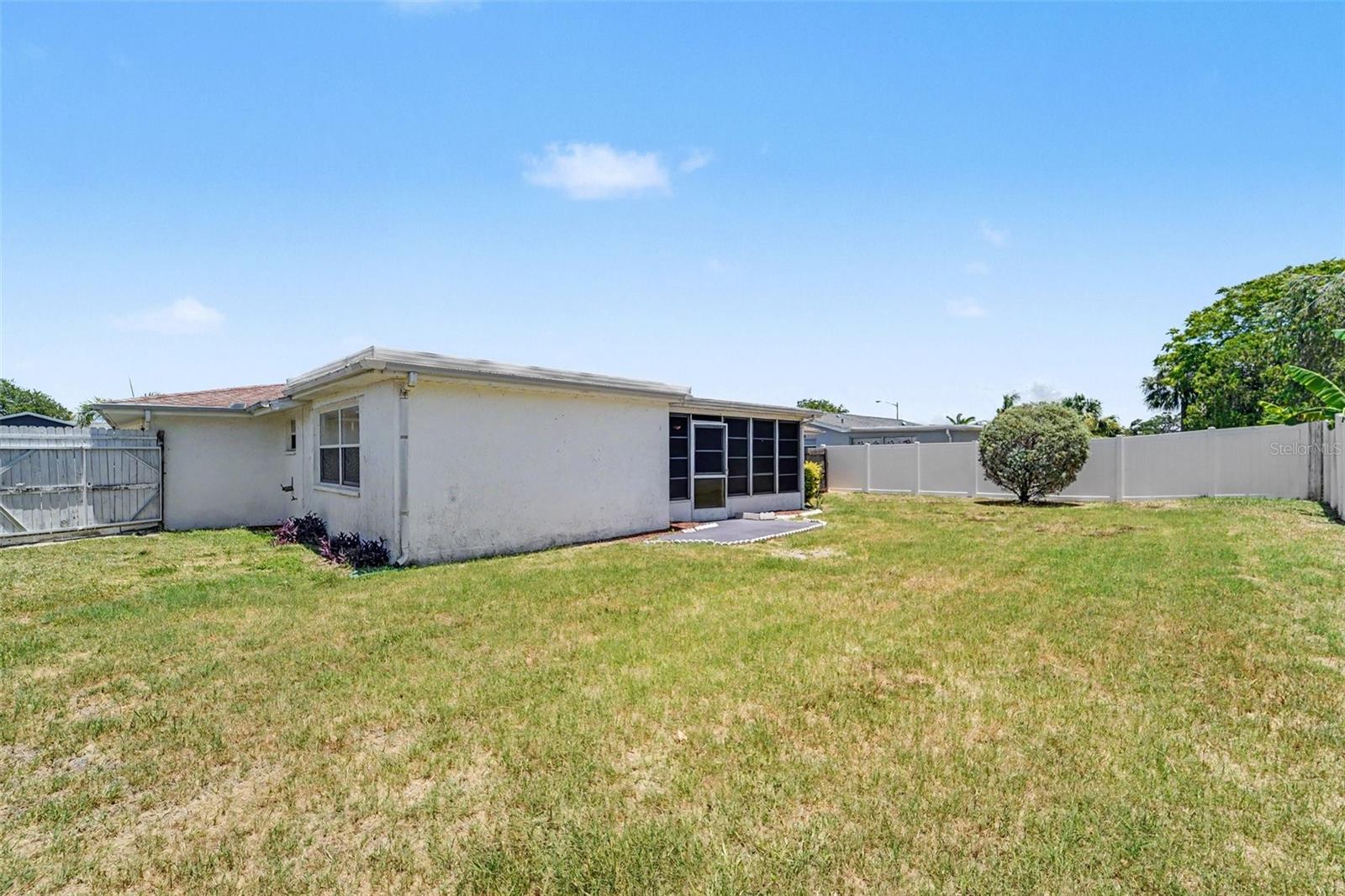 EMBASSY HILLS - Residential