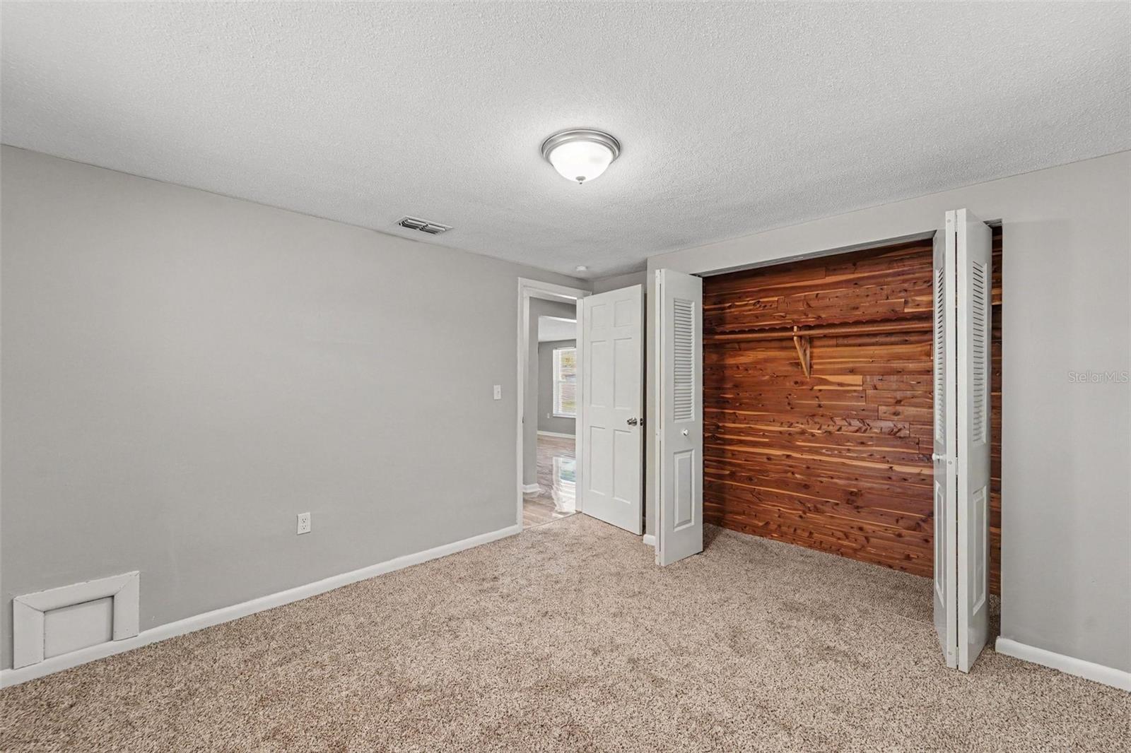 EMBASSY HILLS - Residential