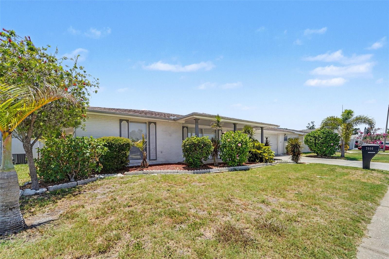 EMBASSY HILLS - Residential