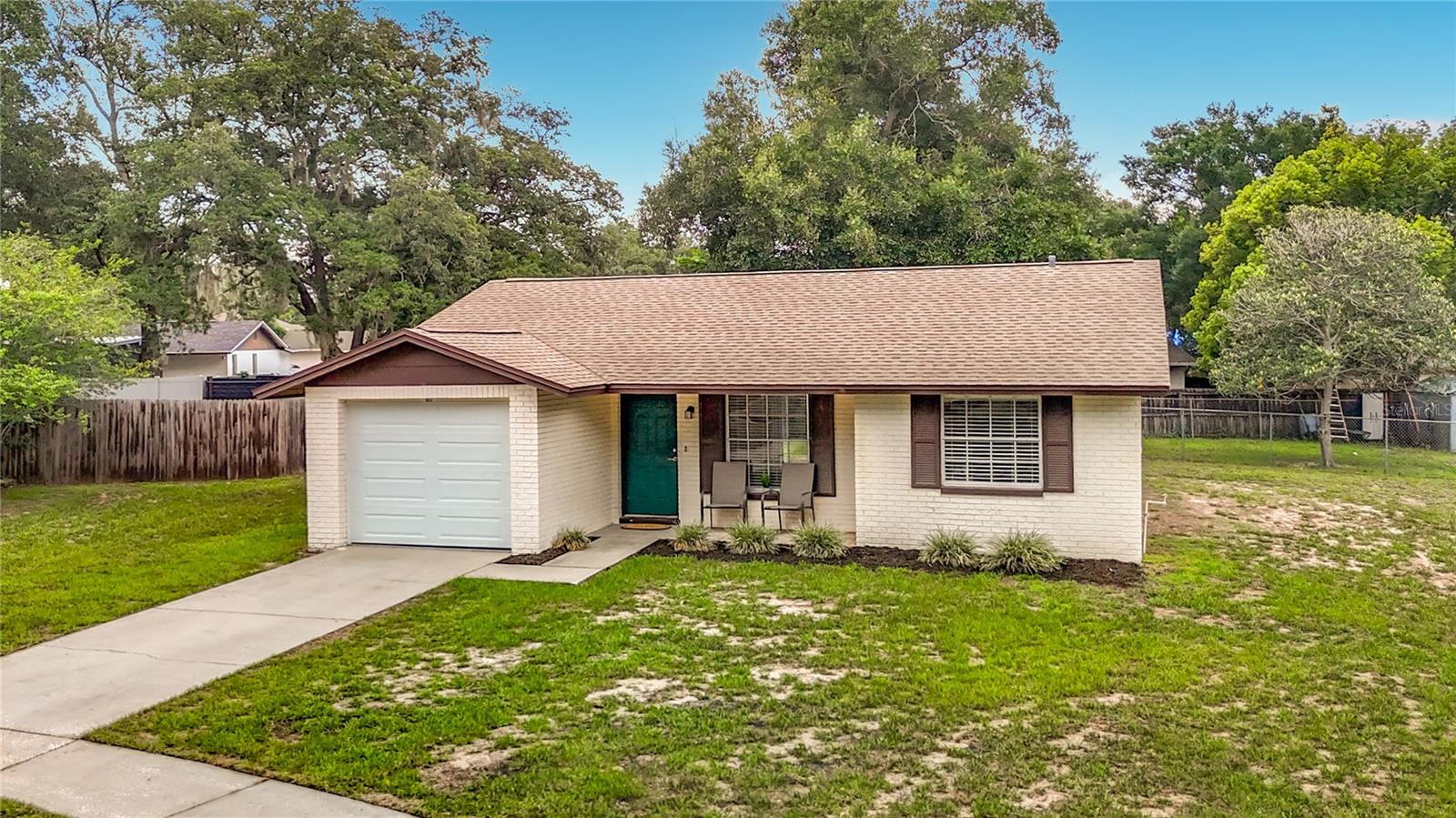 BRANDON VALRICO HILLS ESTATES SUB - Residential