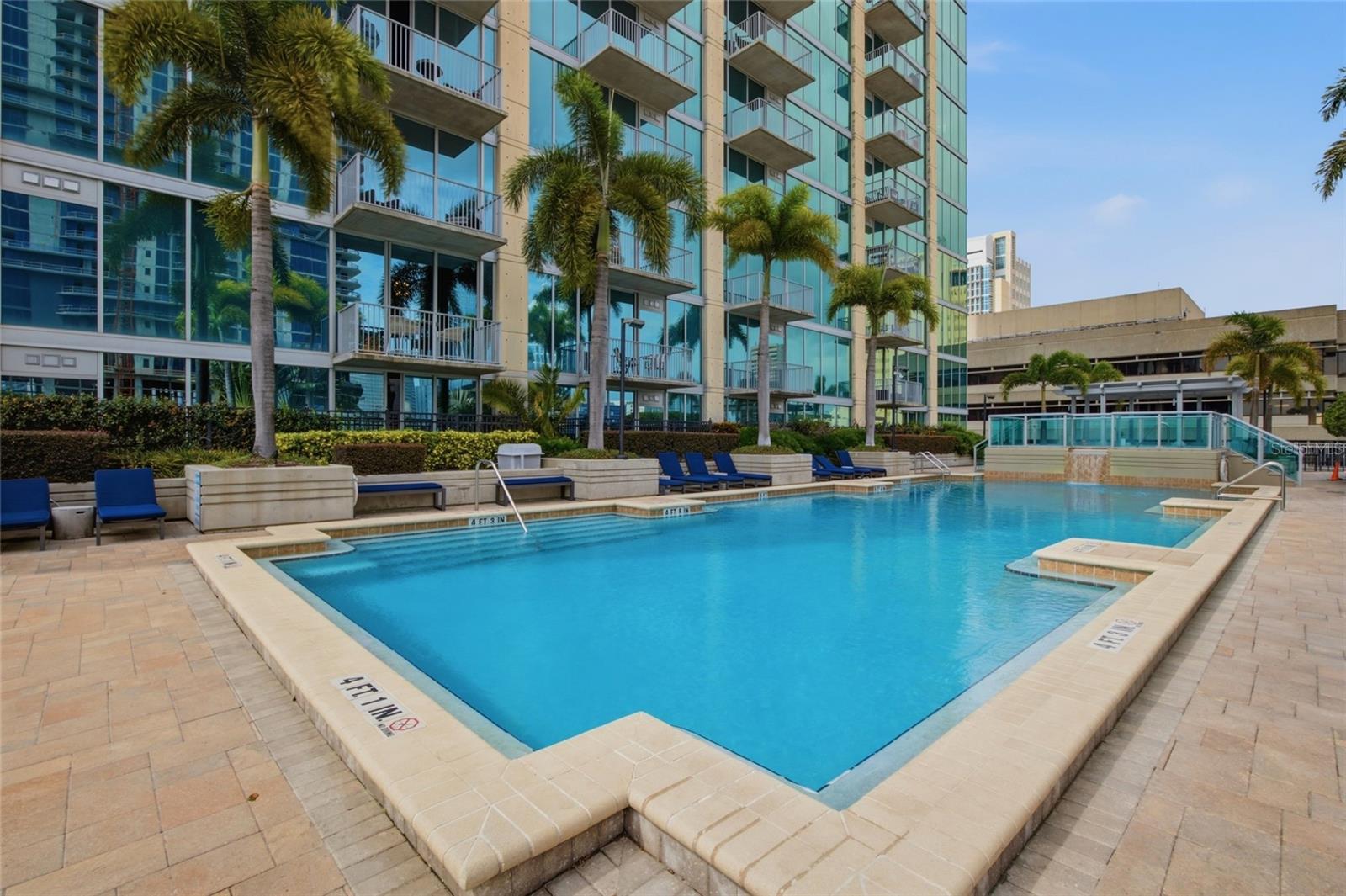 SKYPOINT A CONDO - Residential