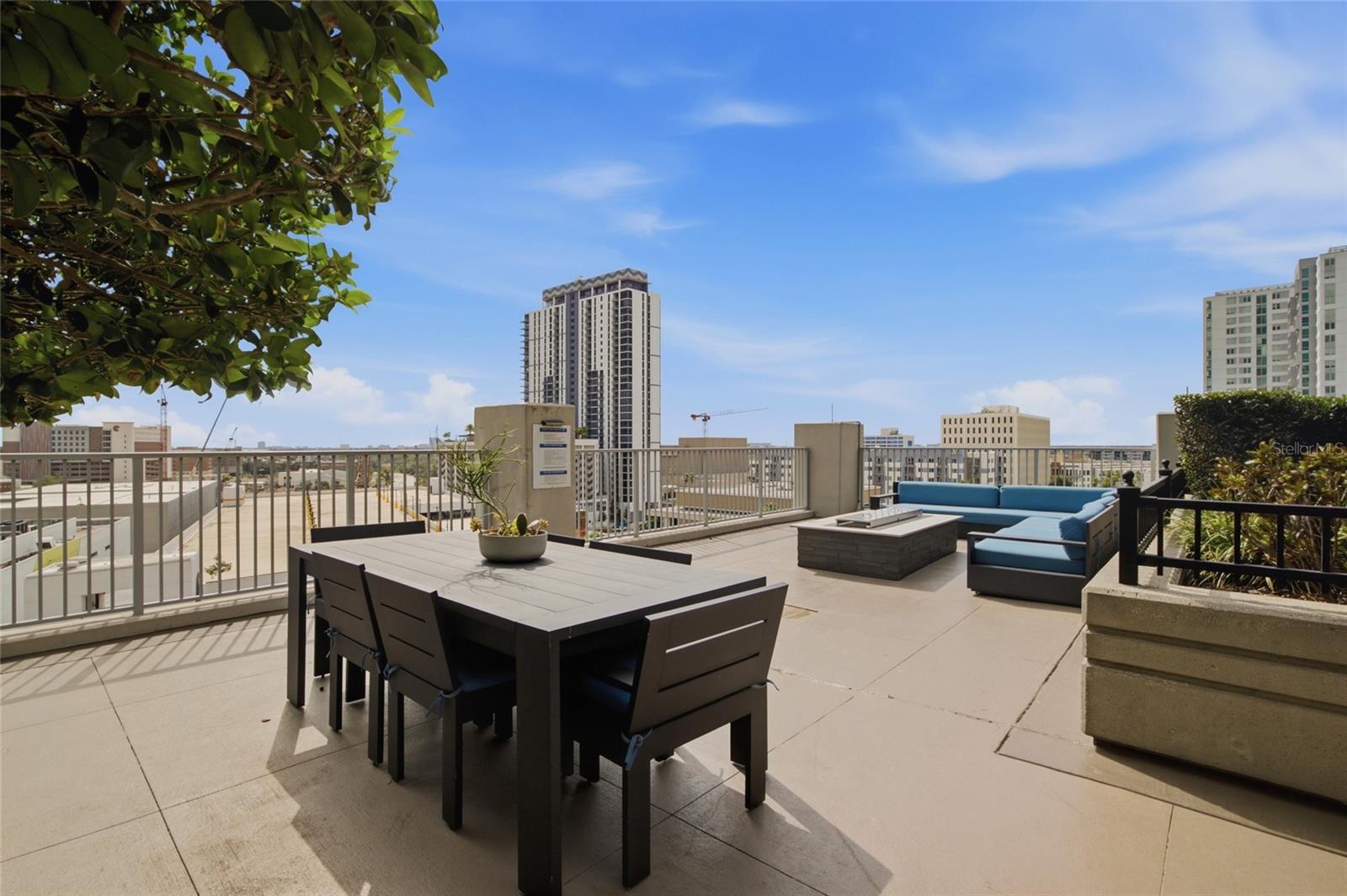 SKYPOINT A CONDO - Residential