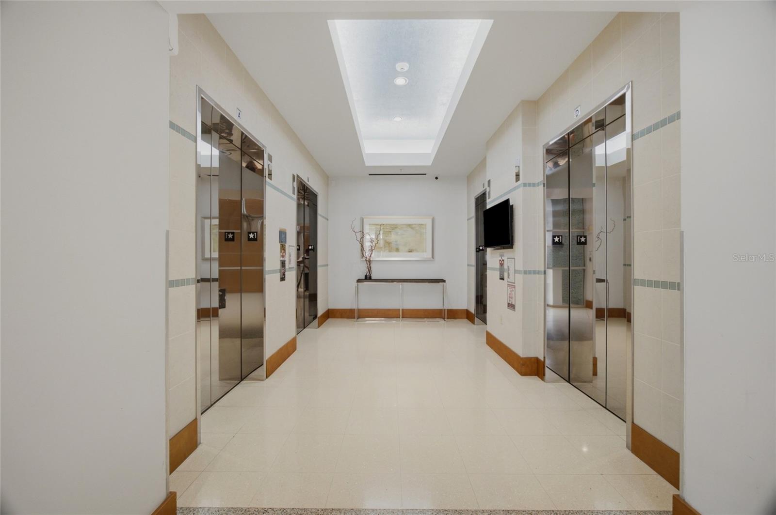SKYPOINT A CONDO - Residential