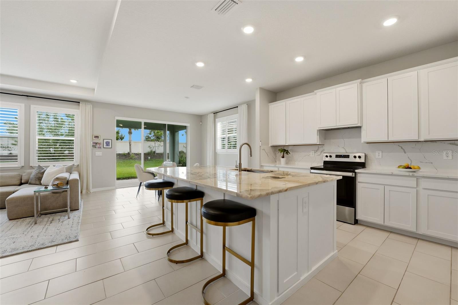 PROMENADE ESTATES PH 2 - Residential