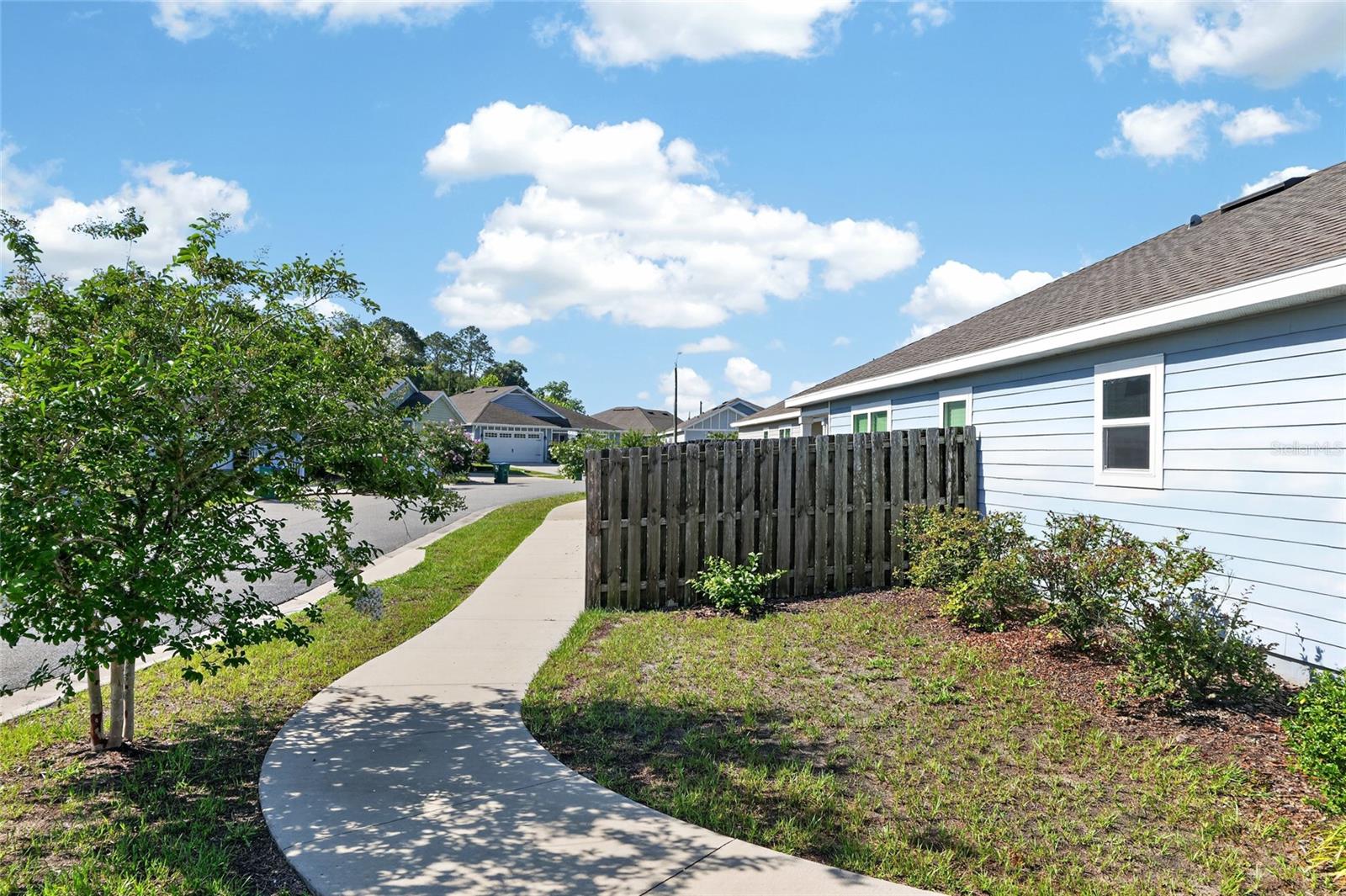 OAK VIEW VILLAGE - Residential