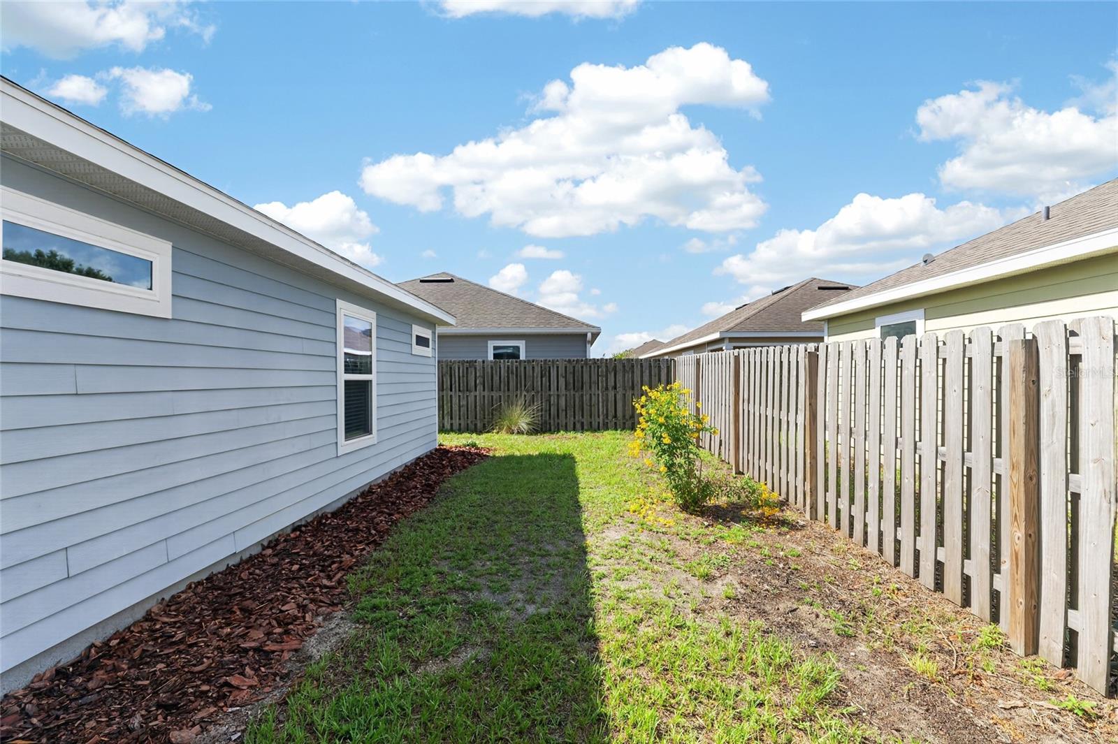OAK VIEW VILLAGE - Residential