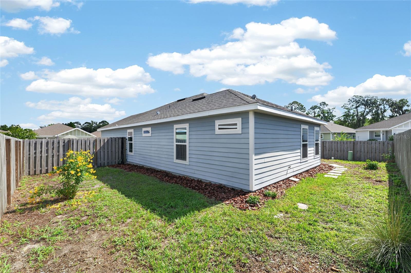 OAK VIEW VILLAGE - Residential