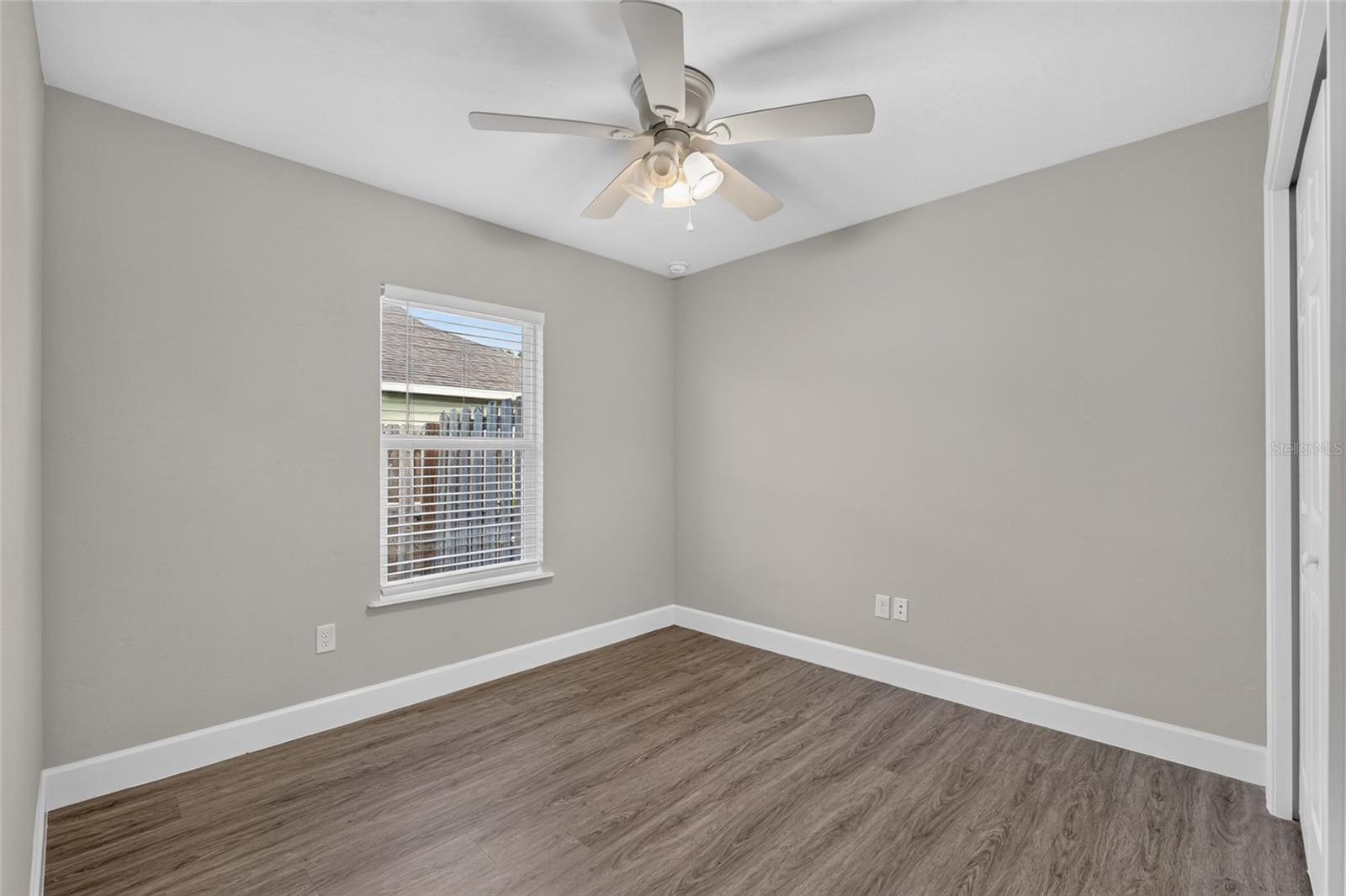 OAK VIEW VILLAGE - Residential