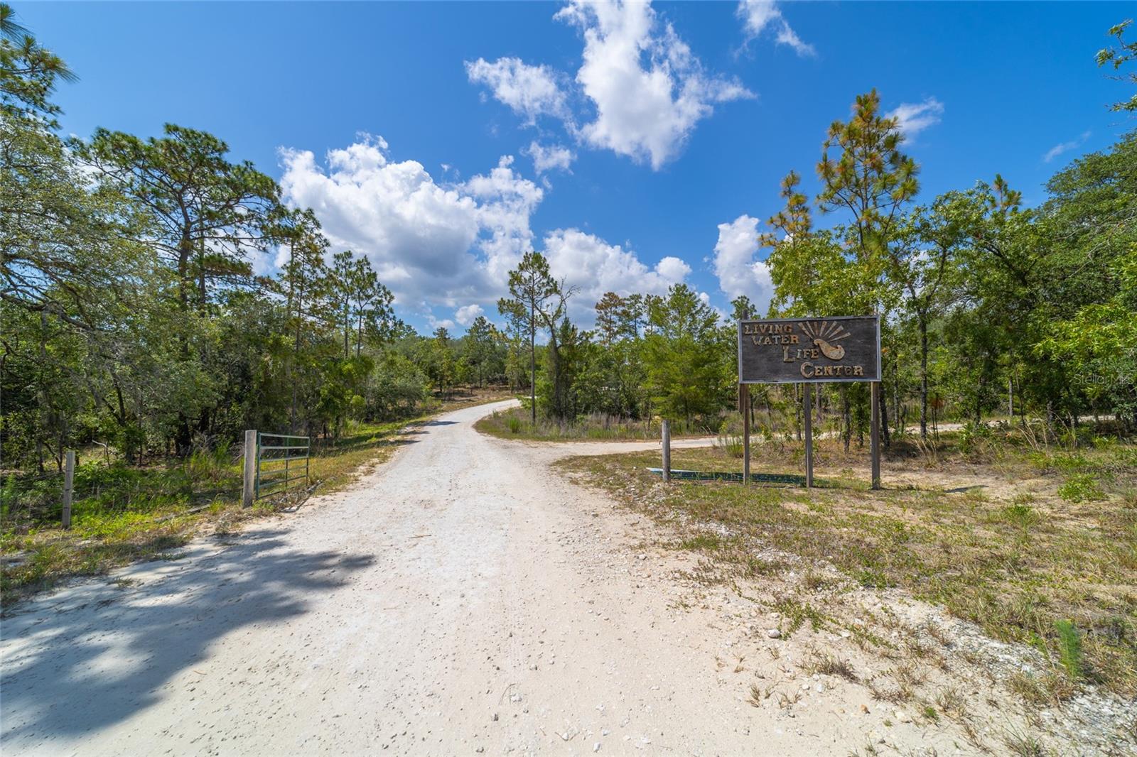 SHAMROCK ACRES UNIT 1 - Residential