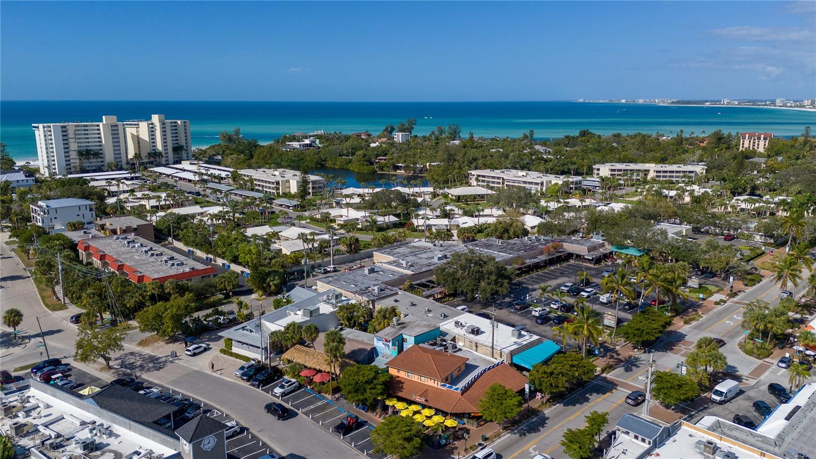 SIESTA BEACH - Residential