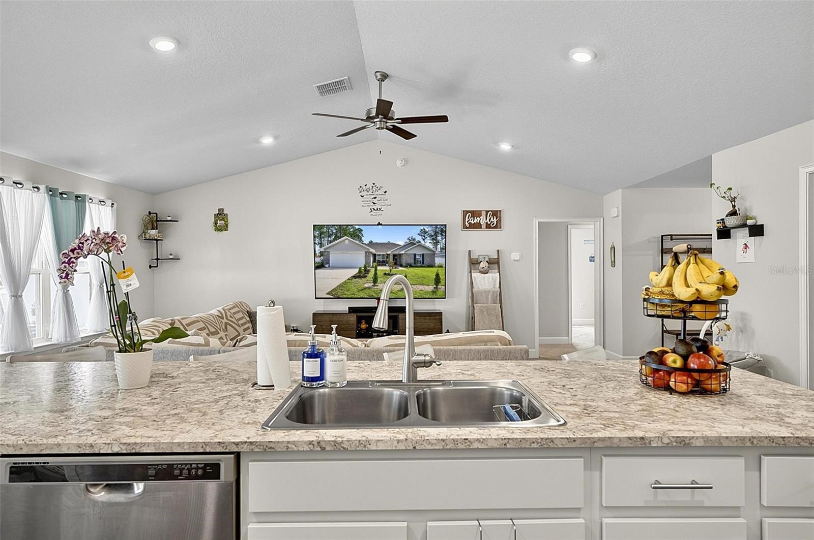LEHIGH WOODS - Residential