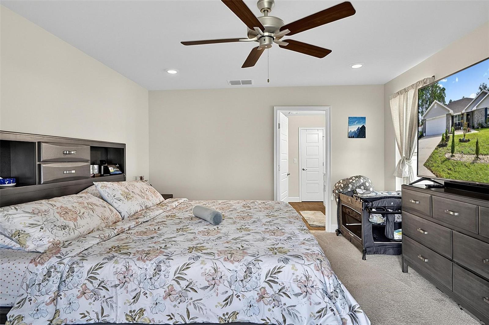 LEHIGH WOODS - Residential