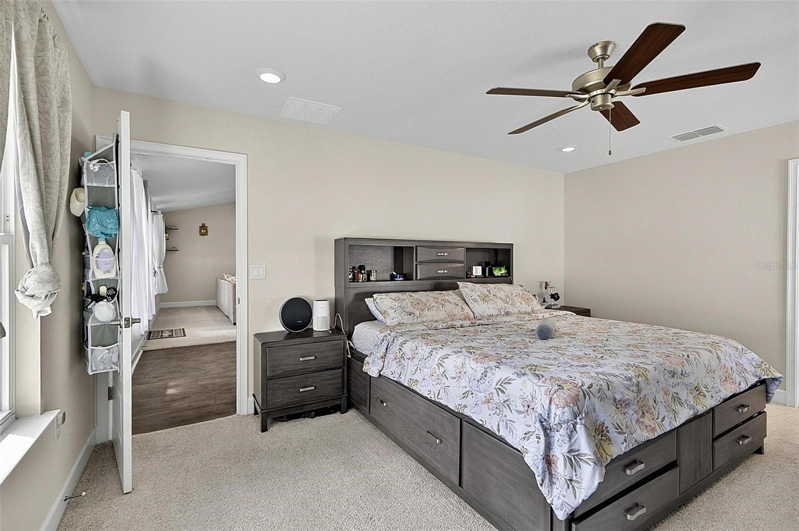 LEHIGH WOODS - Residential