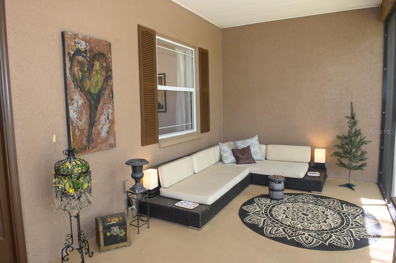WELLINGTON MANOR - Residential