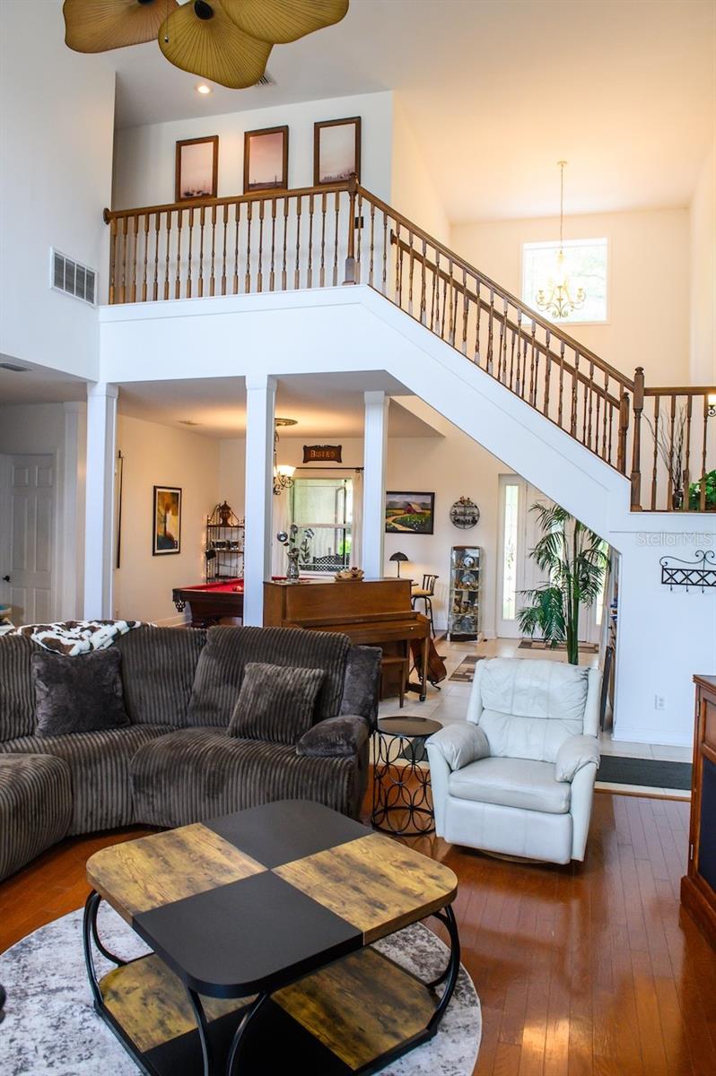 WELLINGTON MANOR - Residential