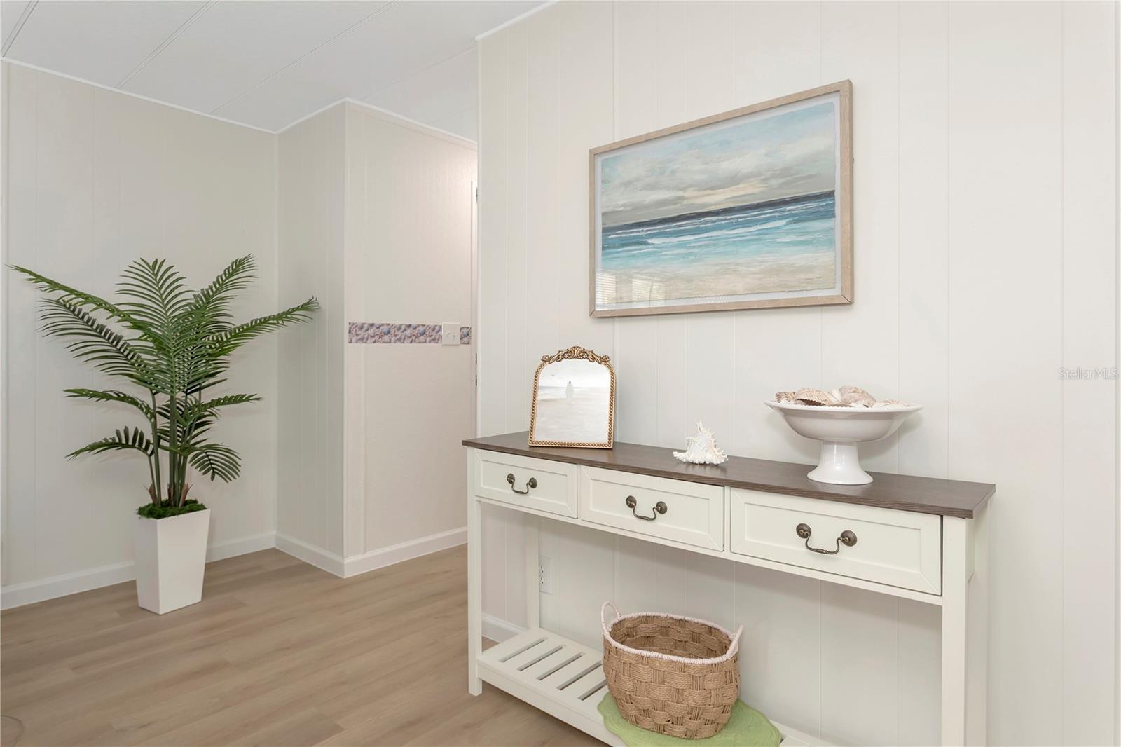 OAKWOOD MANOR - Residential