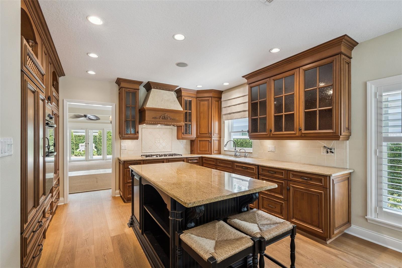 BAY HILL VILLAGE SOUTH & EAST CONDO - Residential