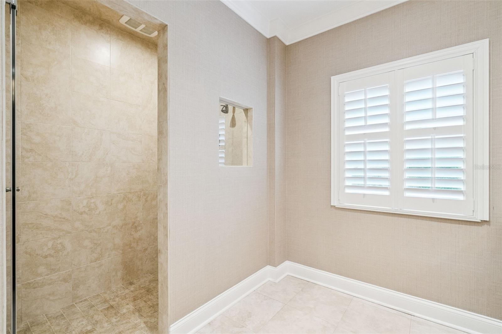 BAY HILL VILLAGE SOUTH & EAST CONDO - Residential