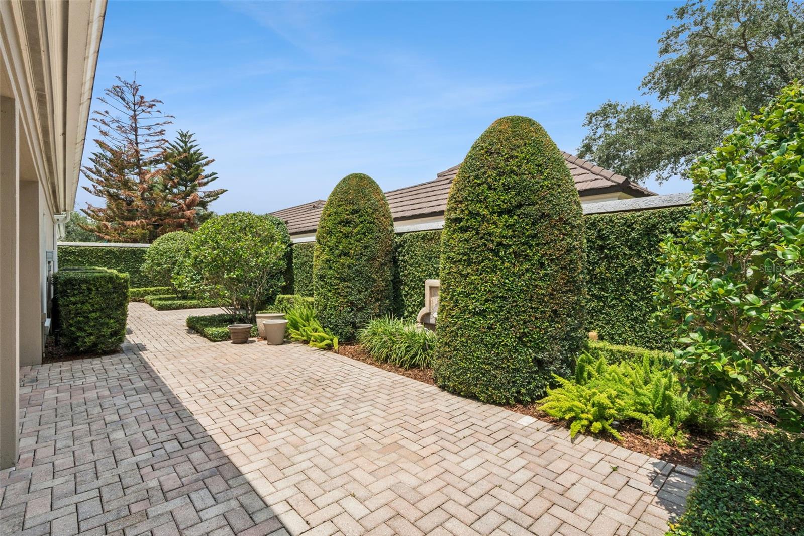 BAY HILL VILLAGE SOUTH & EAST CONDO - Residential