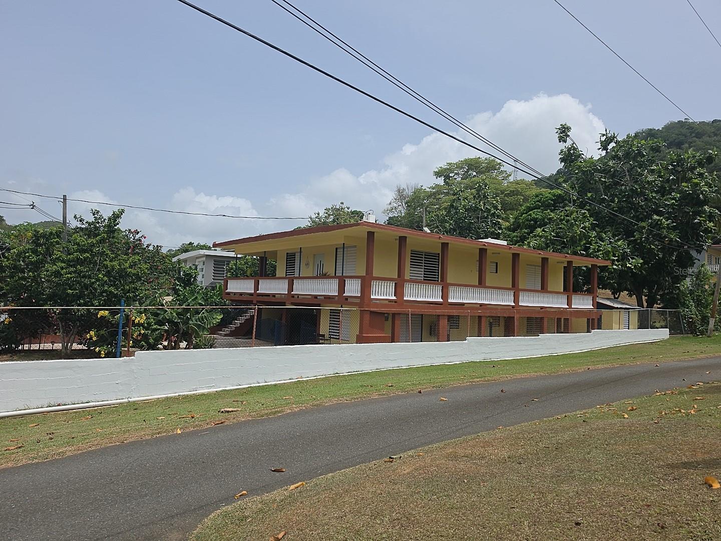 BARRIO FLOENCIO QUEBRADA - Residential